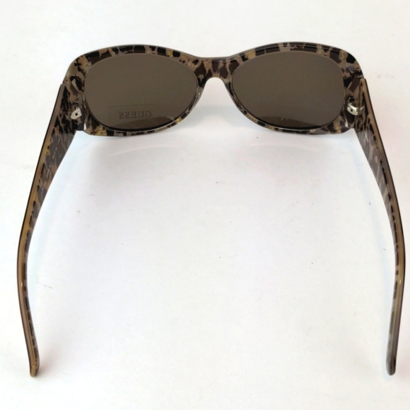 Guess Sunglasses NWOT - Picture 3 of 5